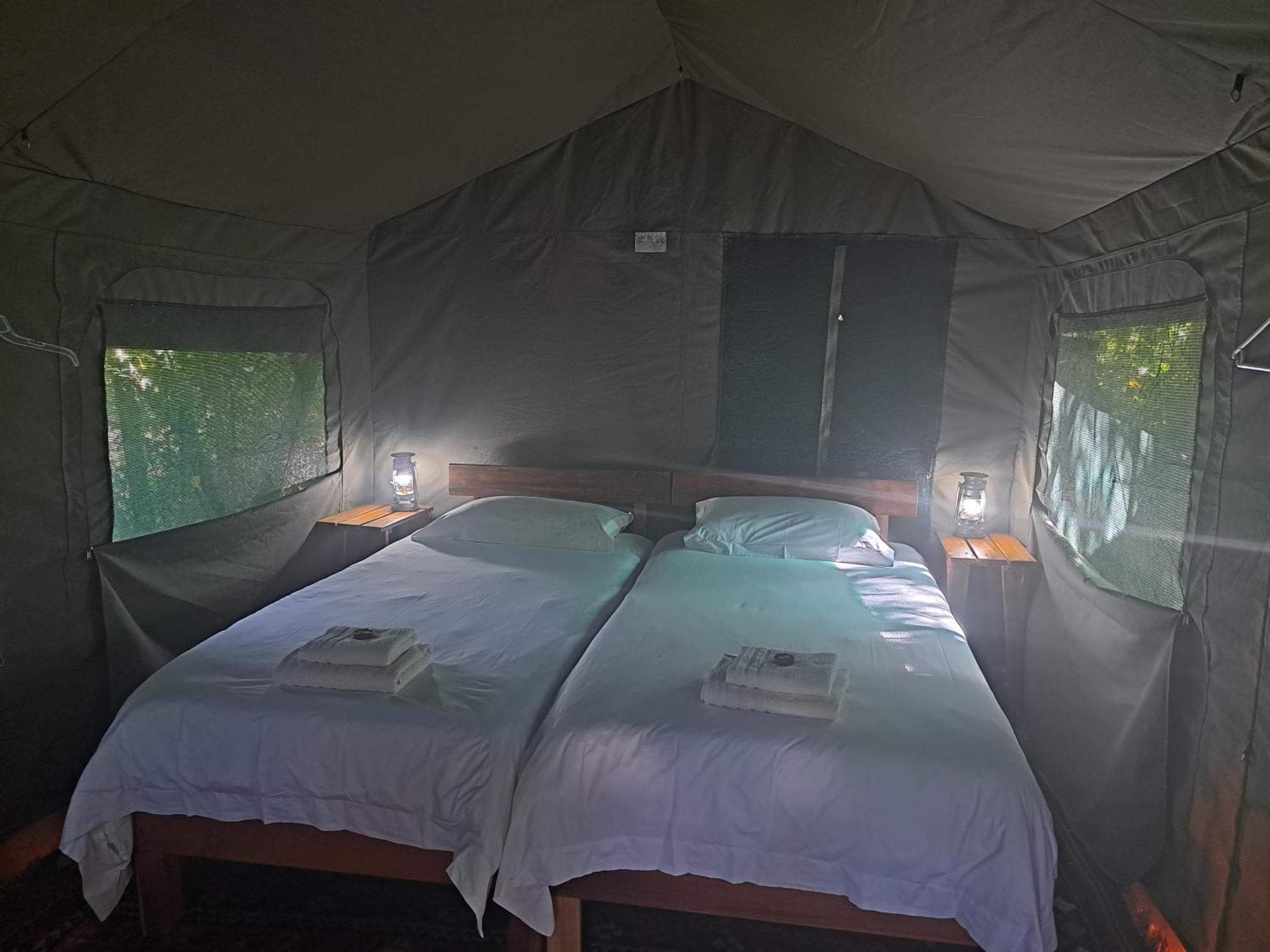 Hotel Woodcutter'S Bush Camp At The Old Trading Post Wildernis Esterno foto